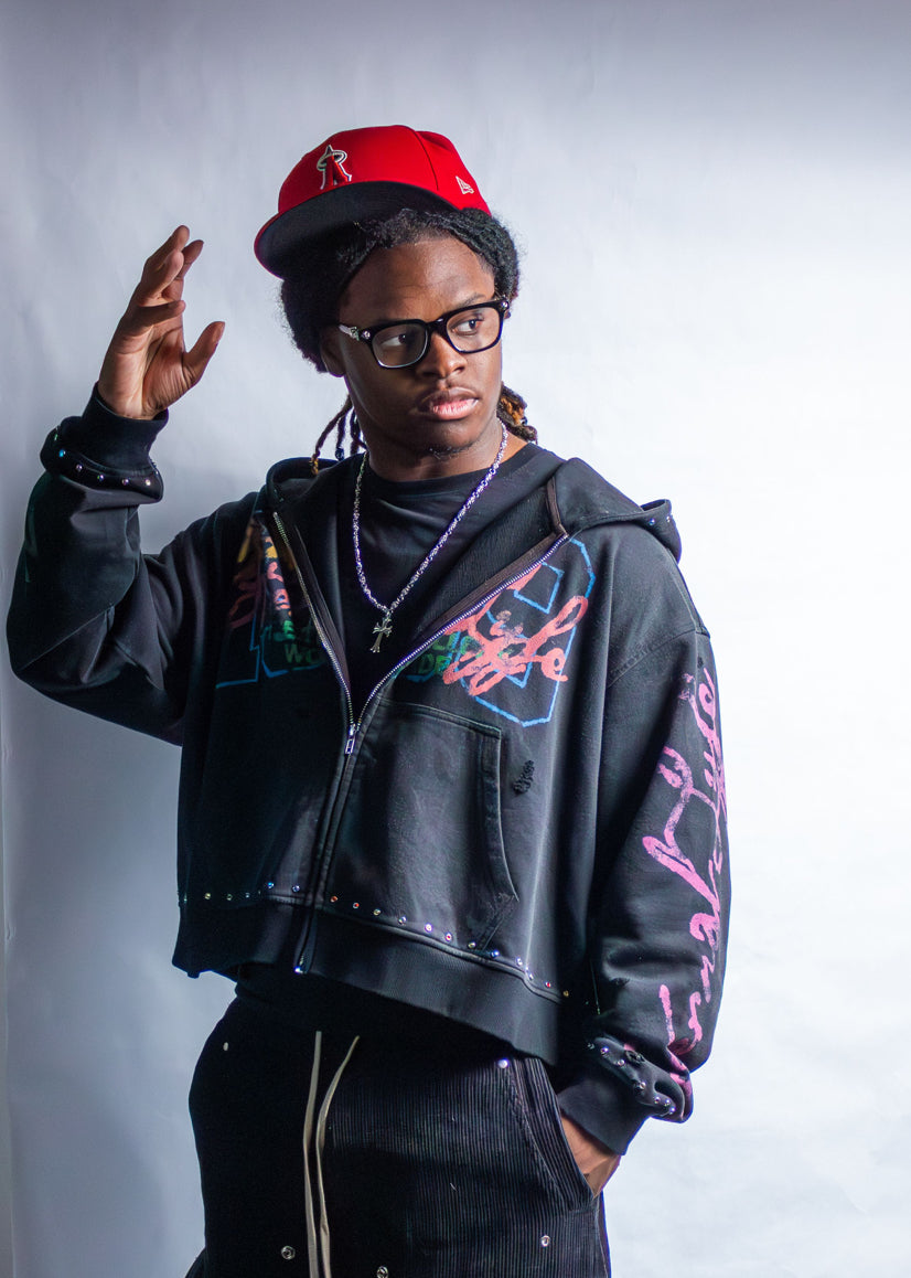 “STREET ART GALLERY” ZIP-UP HOODIE